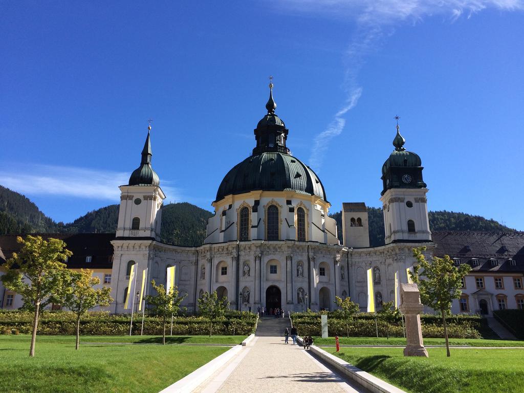 Ferienwohnungen Im Lueftlmalereck, Mussldomahaus Oberammergau Luaran gambar